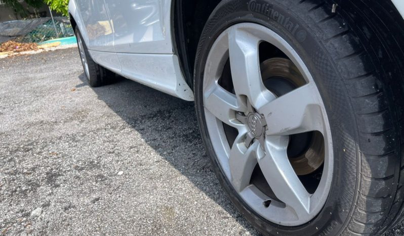 
Terpakai 2011 Audi Q7 full									