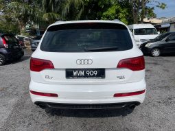 
Terpakai 2011 Audi Q7 full									