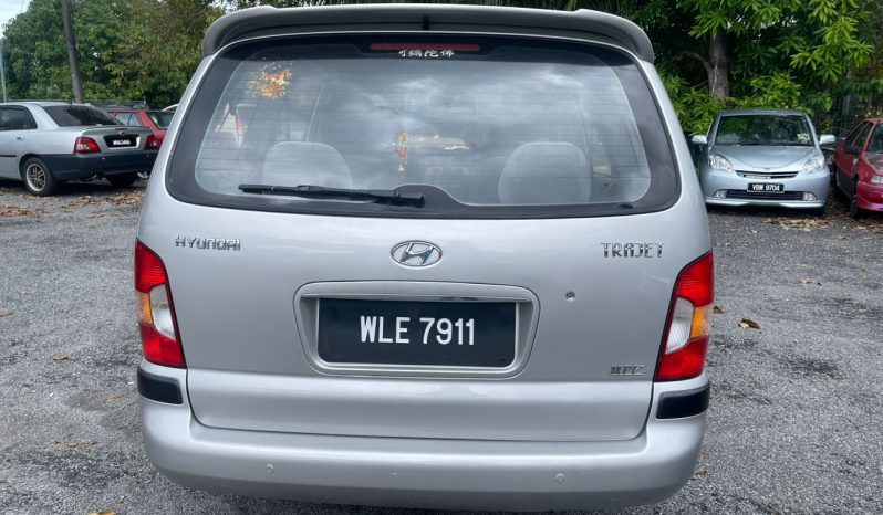 
Terpakai 2003 Hyundai Trajet full									