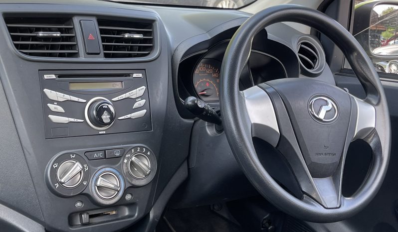 
Terpakai 2015 Perodua Axia 1.0 G Auto full									