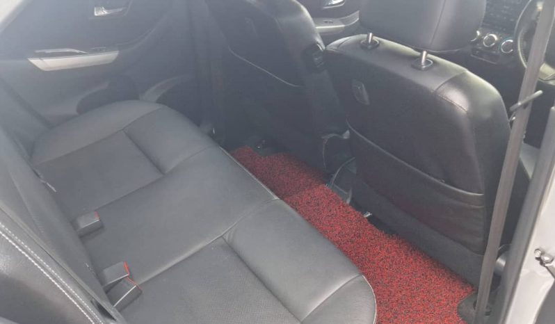
Terpakai 2017 Perodua BEZZA 1.3 (A) full									