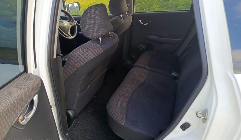 
Terpakai 2013 Honda JAZZ 1.4 (A) HYBRID FL full									