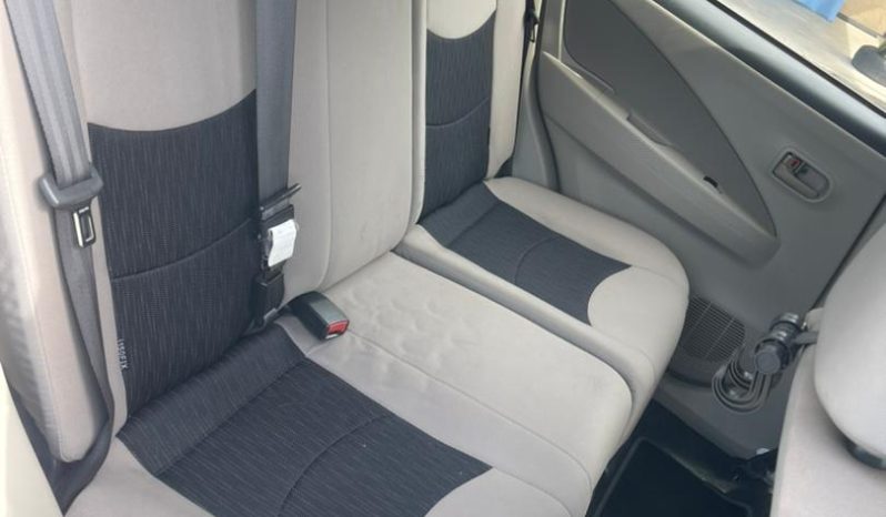 
Terpakai 2013 Perodua MYVI 1.3 (A) EZ full									